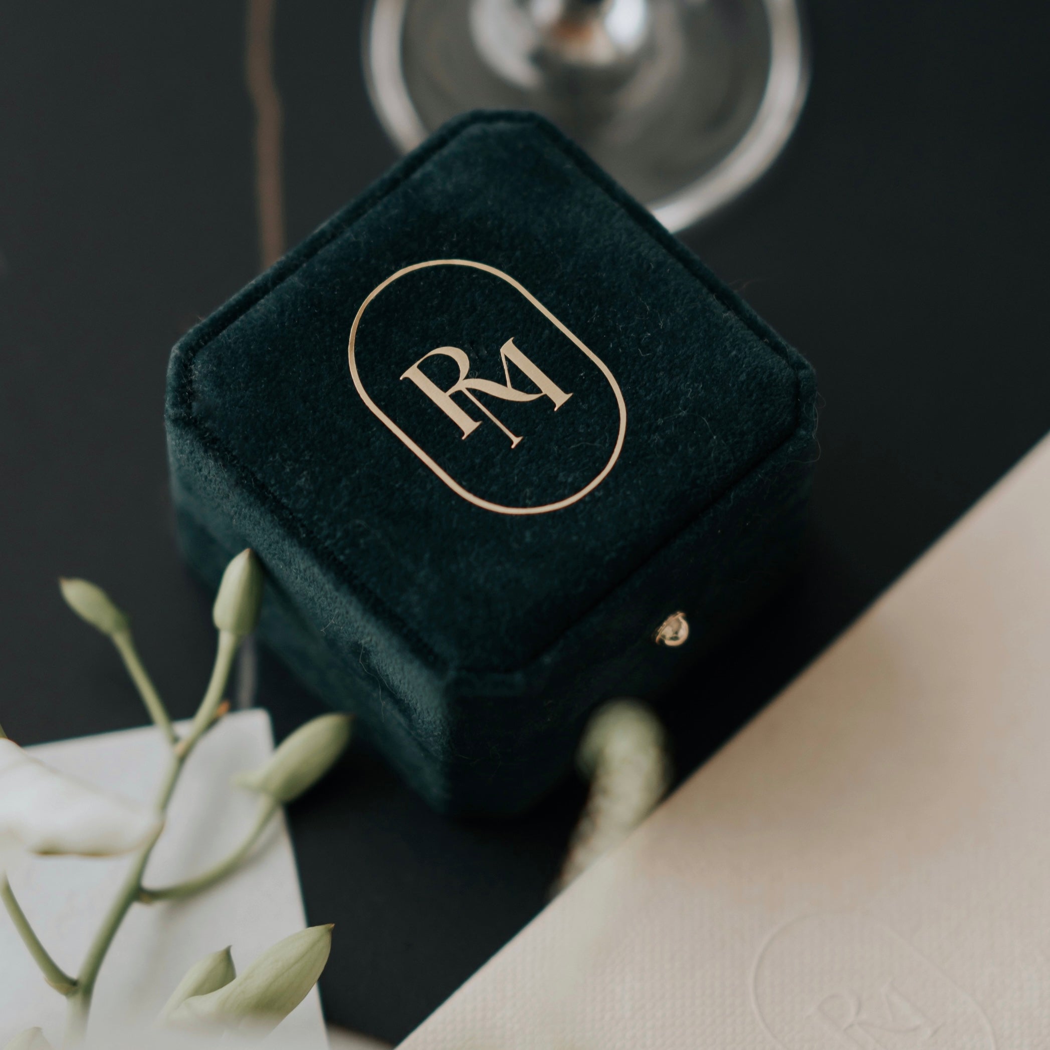 客製化燙金 Logo 戒指盒｜求婚結婚首選